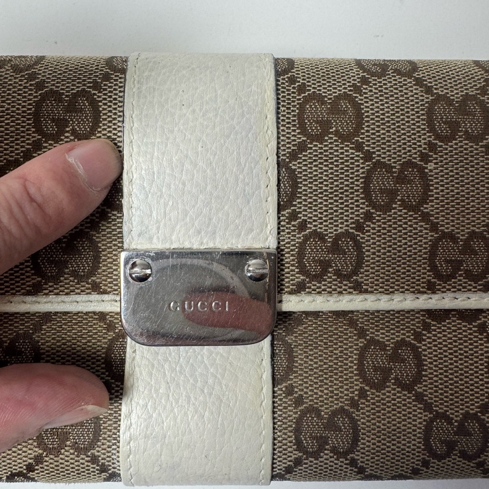 Gucci Women’s GG Monogram Wallet Cream and Tan Long Wallet - Picture 7 of 16